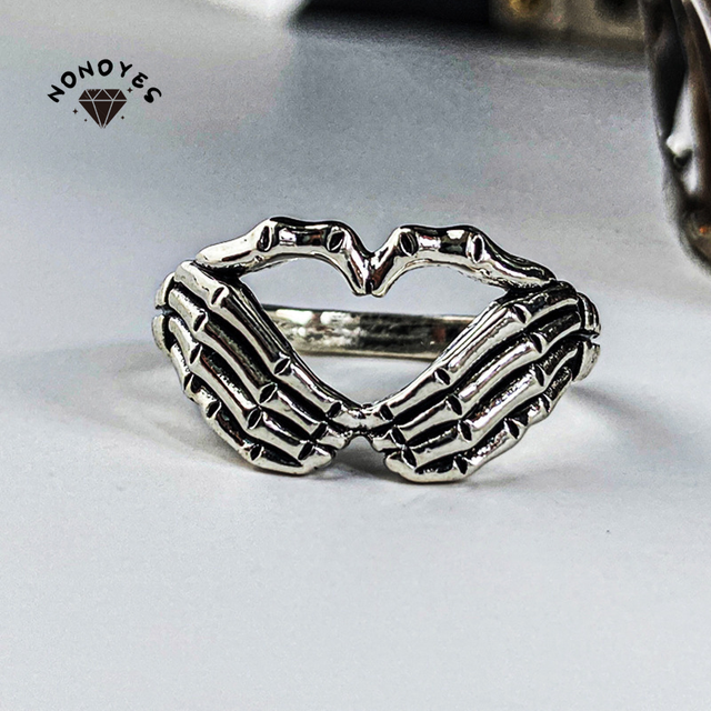 Unisex Retro Punk Ghost Hand Ring in Ancient Silver