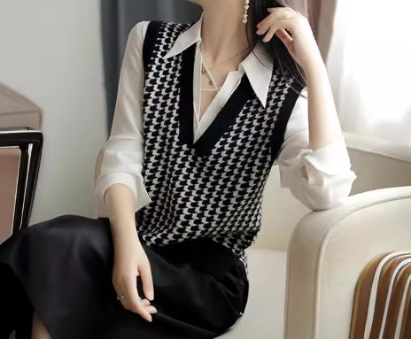 Double-Faced Houndstooth Wool Knitted Vest for Women