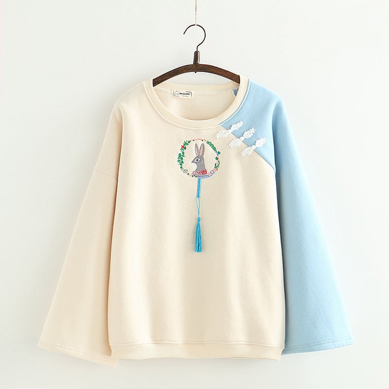 Japanese Cartoon Rabbit Embroidery Velvet Sweater